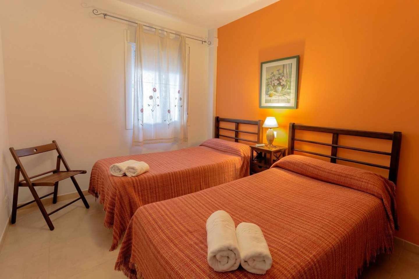 Apartamento Chimenea Playa - 2 Dormitorios Y Terraza Nerja Ngoại thất bức ảnh