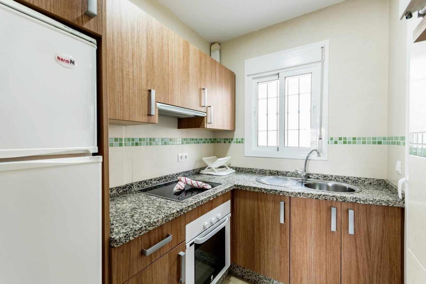 Apartamento Chimenea Playa - 2 Dormitorios Y Terraza Nerja Ngoại thất bức ảnh